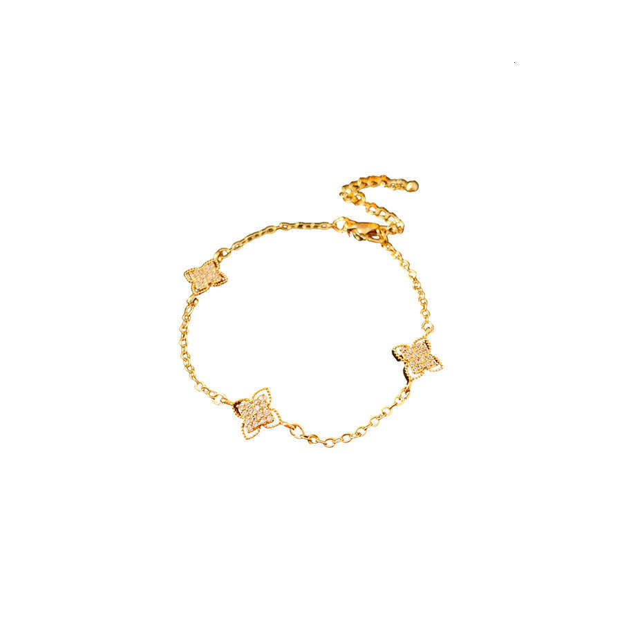 Zircon Hollow Lucky Clover Flower Bracelet Fashion Commuting Versatile Exquisite Wristband Elegant High-end Niche Jewelry ddmypluto