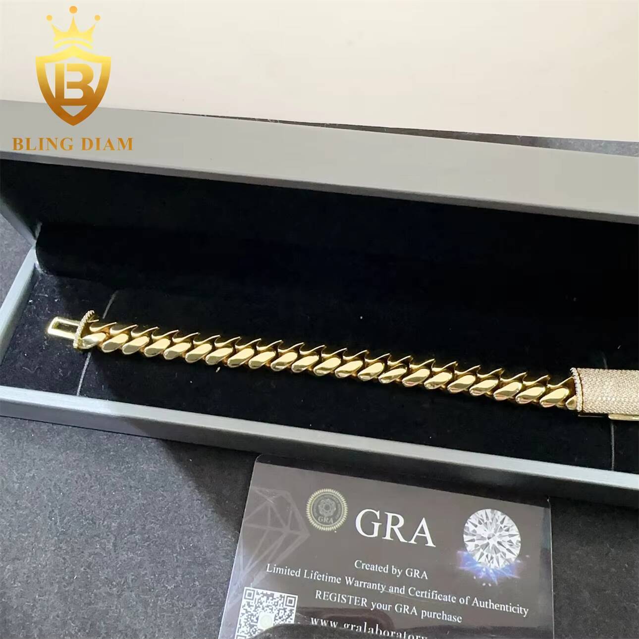 Moissanite Cuban 12mm 925 Sterling Silver Iced Out VVS Moissanite Clasp Hio Hop Jewelry Plain Cuban Bracelet