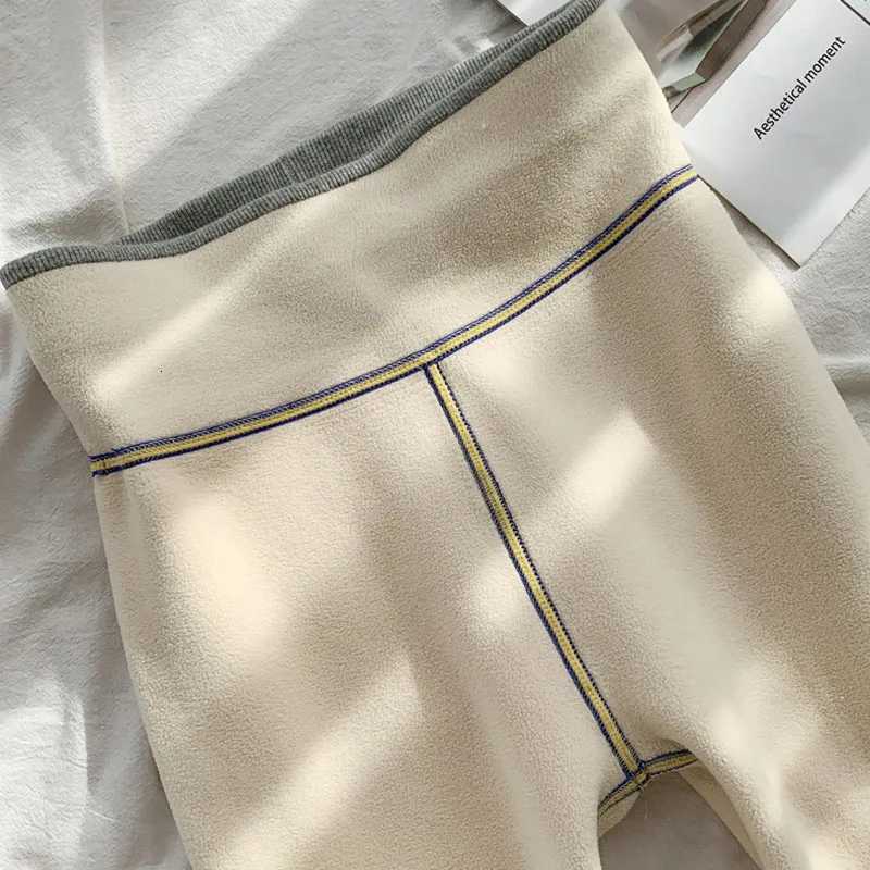 New Thickened Lamb Wool Leggings Women Autumn Winter High Waist Plus Velvet Keep Warm Pants Sexy Skinny Stretch Knitted LeggingsT251016