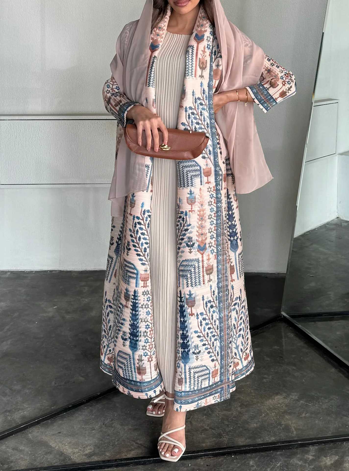 Womens Fold Miyake Pleated Abaya Long Sleeve Print Foldable Collar Robe Cardigan Coat New Winter Fashion Design 2024 X251016