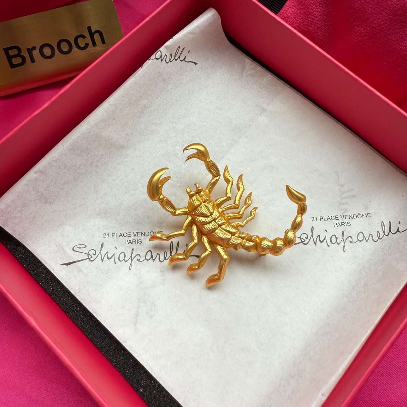 New designed Libra BROOCH classic Twelve Constellations Scorpio broochs 18K Gold plating women Designer Jewelry Schiaparelli-B9