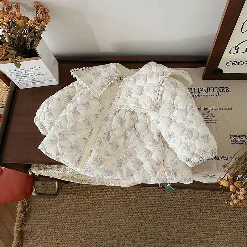 UNITIM Winter Childrens Girls Velvet Jacket Sweet Floral Warm Cotton Padded Lace Lapel Baby Girls Coat Kids Girls ParkasT251016