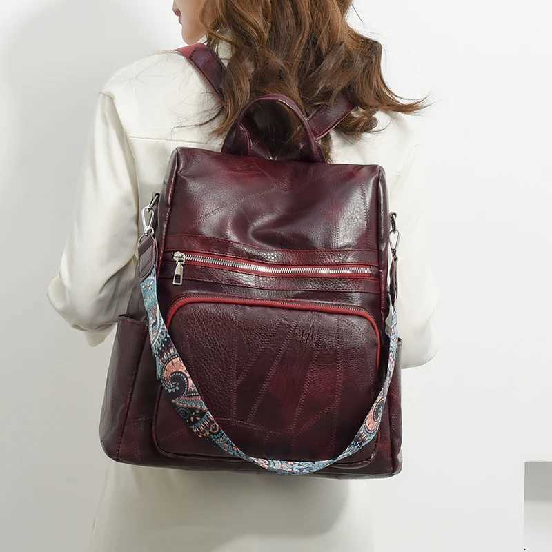 Retro PU Zipper Backpack 2025 Fashion Womens Designer Commuter Womens Schoolbag Interior Zipper Pocket Multifunctional BagT251016