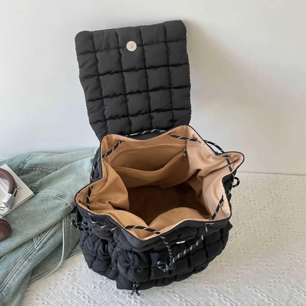 Flap Top Backpack Drawstring Travel Daypacks Puffer Backpack for Women Daily Work Travel and ShoppingT251016
