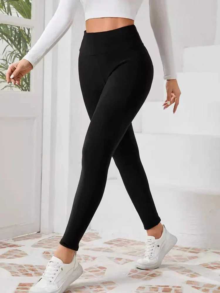 2024 Thick Warm Elastic Thermal Pocket Woman Pants Women Solid Color High Waist Leggings Cold Fashion Resistance Warm TrousersT251016