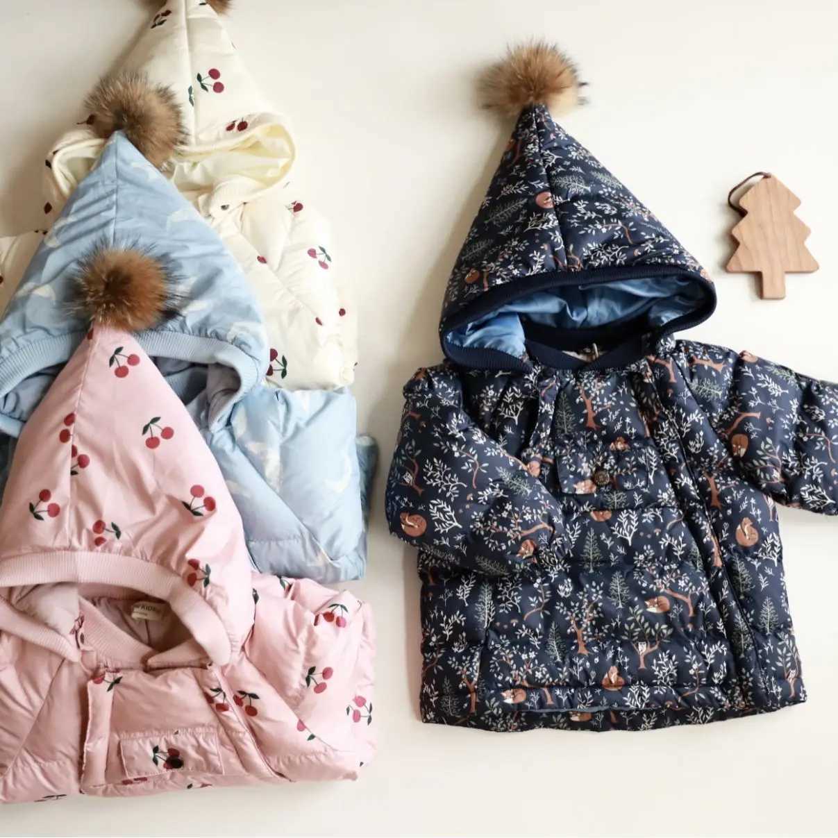 Childrens Cottonpadded Autumn and Winter Boys Padded Thick Warm Waterproof Jacket Girls Korean Version Loose Hooded CoatT251016