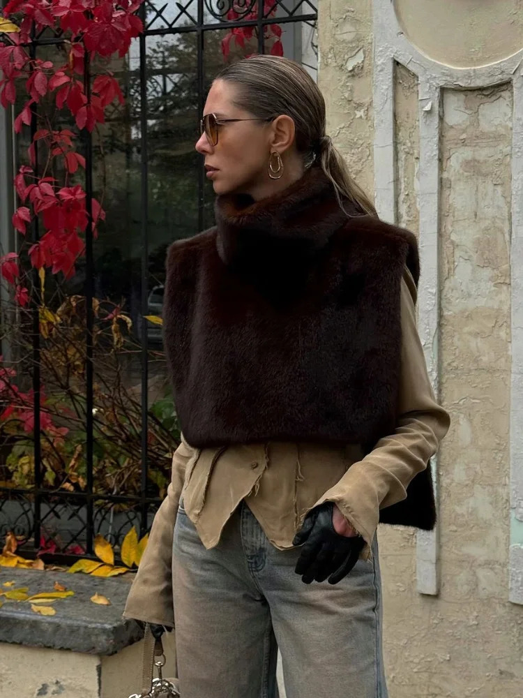Fashion Faux Fur Vest Crop Top Women Elegant Solid Turtleneck Fluffy Short Tank Tops Winter Female Sleeveless Jacket Coat 251014