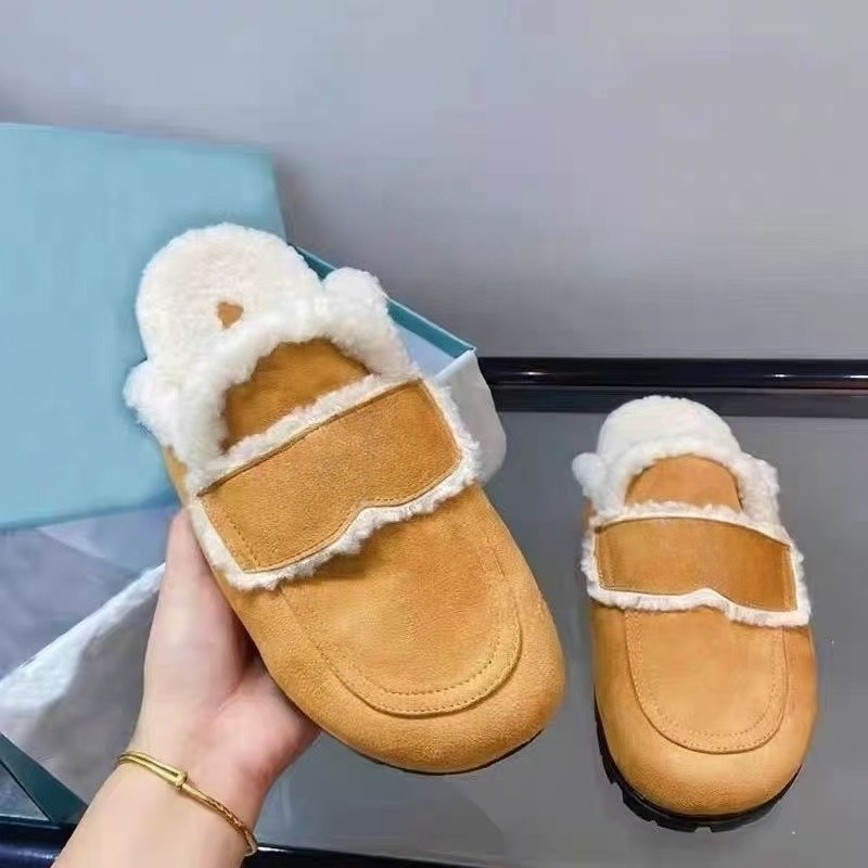 Women Sandals Designer Sandals Winter Comfort Clog Beige Suede Shearling Slipper Fur Slides Leather Platform Mule House Winter
