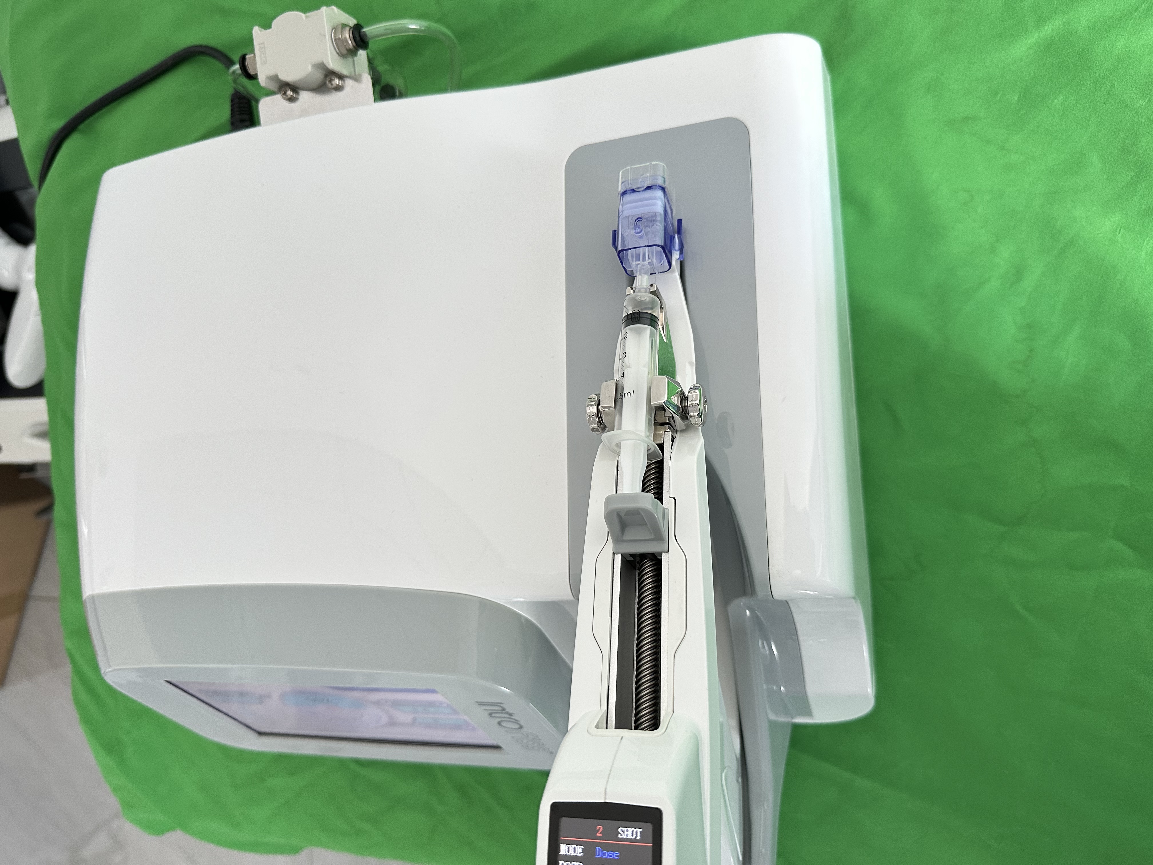 Hydra Mesotherapy Gun Skin Rejuvenation Machine For Beauty Salon Facial Moisturizing Wrinkle Removal And Pore Tightening Device
