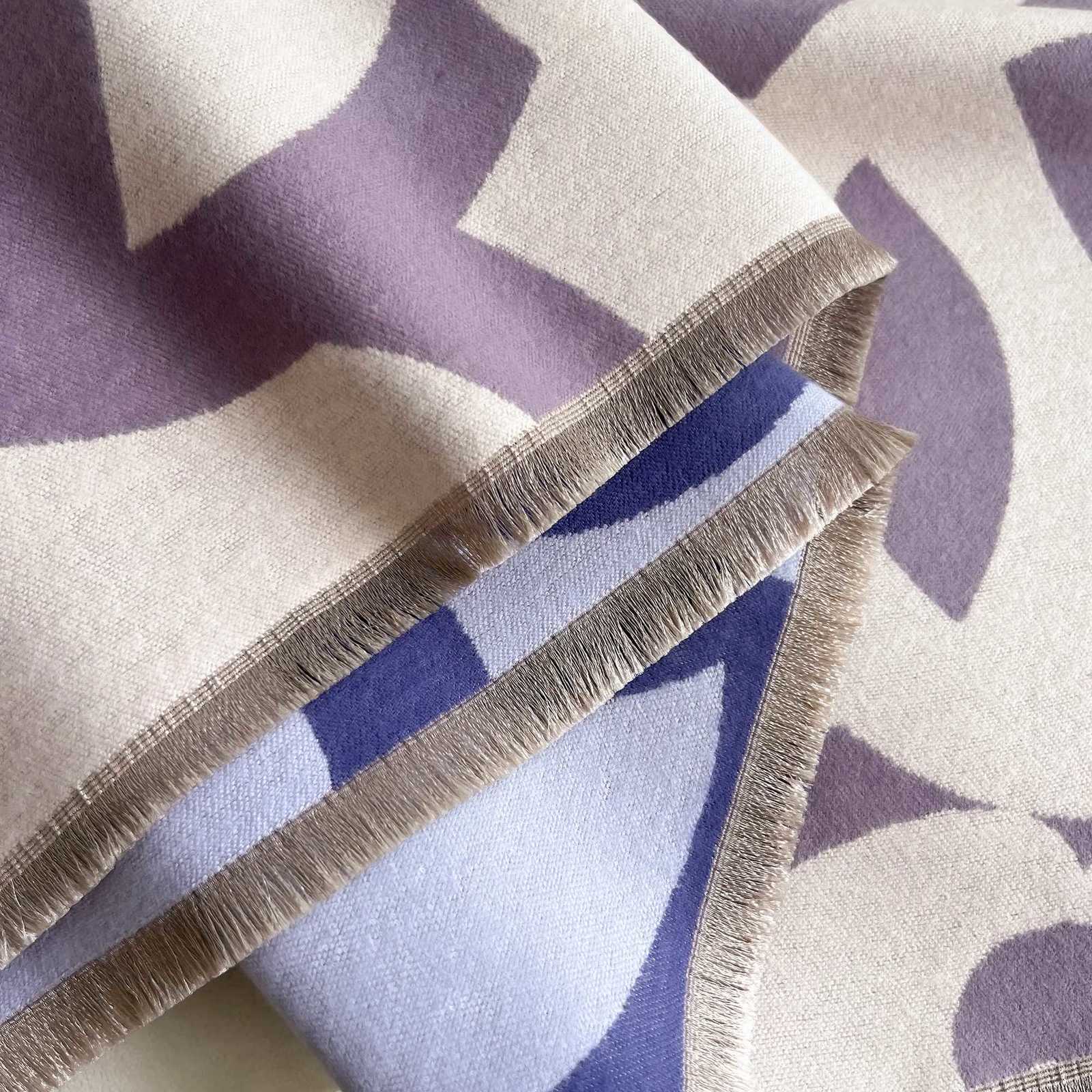 Latest Autumn Winter Luxury Camellia Design Scarf Imitation Cashmere Soft Warm Fringe Shl Bufanda Echarpe Poncho 2024XJ251016