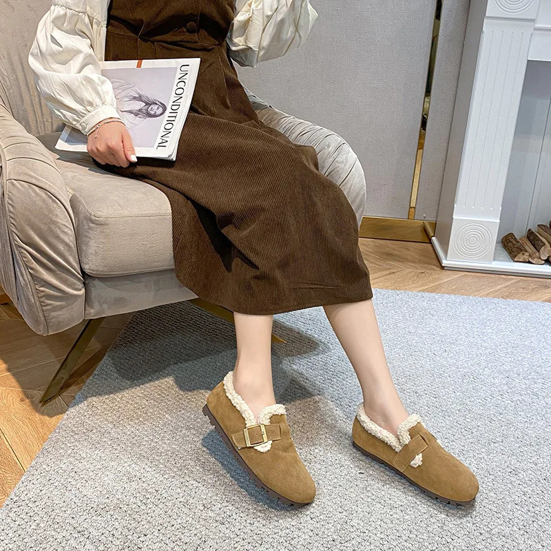 Curly Lambswool Flats Women Cotton Fur Shoes Winter Warm Slip On Loafers Female Belt Buckle Woolen Mocasines Mujer Furry Boots 251013