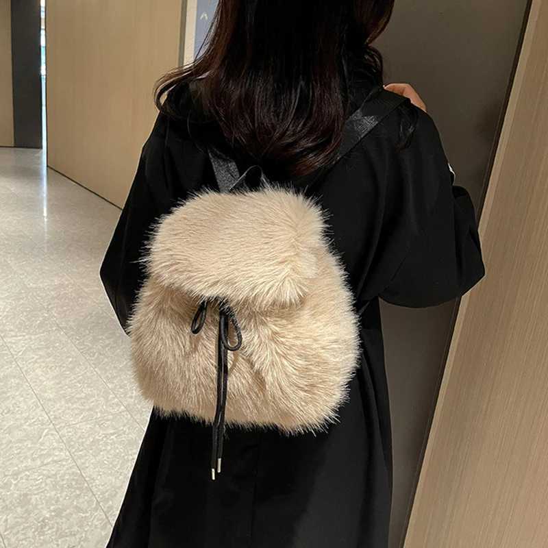 Plush Backpack Women Small Cute Drawstring Fluffy Bag Solid Color Soft Knapsack Winter Warm Faux Fur Shoulder BackpackT251016
