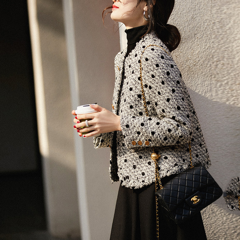 2025 Designer Jacket Autumn/Winter New Top Women's design Jacket Autumn/Winter New Elegant and Exquisite Floral Luxury Casual Jacket Polka Dot To