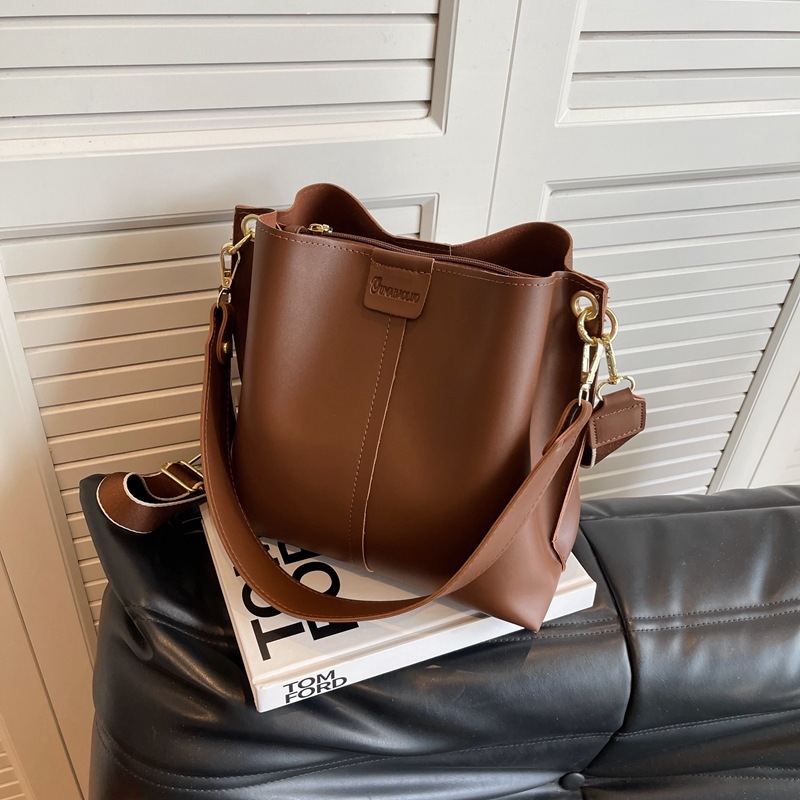 2025 Hot Selling Large Capacity New Fashionable Versatile Single Shoulder Crossbody For Women's Bucket Bag In Autumn And Winter