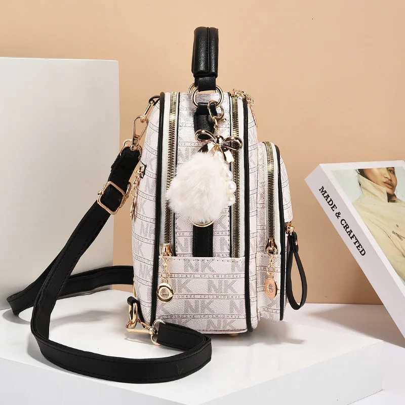 Luxury Brand Designer Womens Backpack Fashion Versatile Single Shoulder Crossbody Bag Large Capacity Leisure Travel BackpackT251016