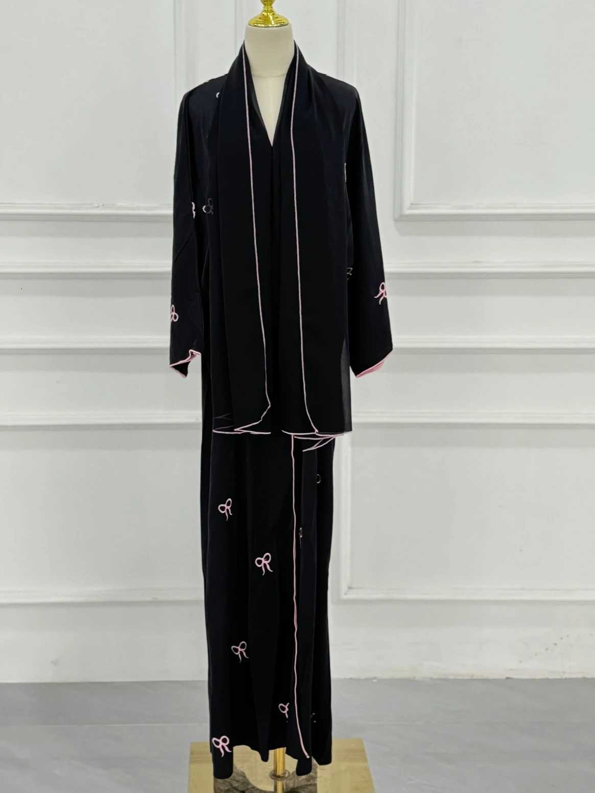 Eid Muslim Women Party Dresses Jalabiya Bow Embroidery Ramadan Morocco Vestidos Dubai Open Abayas Kaftan Islam Cardigan Robe X251016