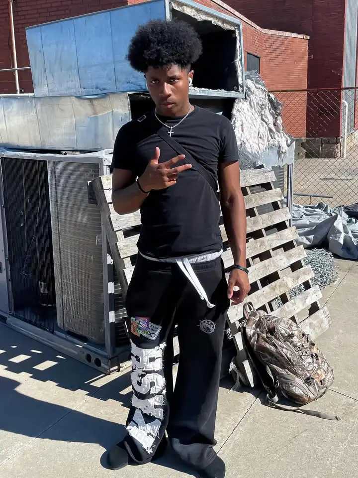 Streetwear American Mens Sweatpants Y2K Embroidered Patches and Letter Patches Double Layer Baggy Sports Casual Jogging Pants J251016