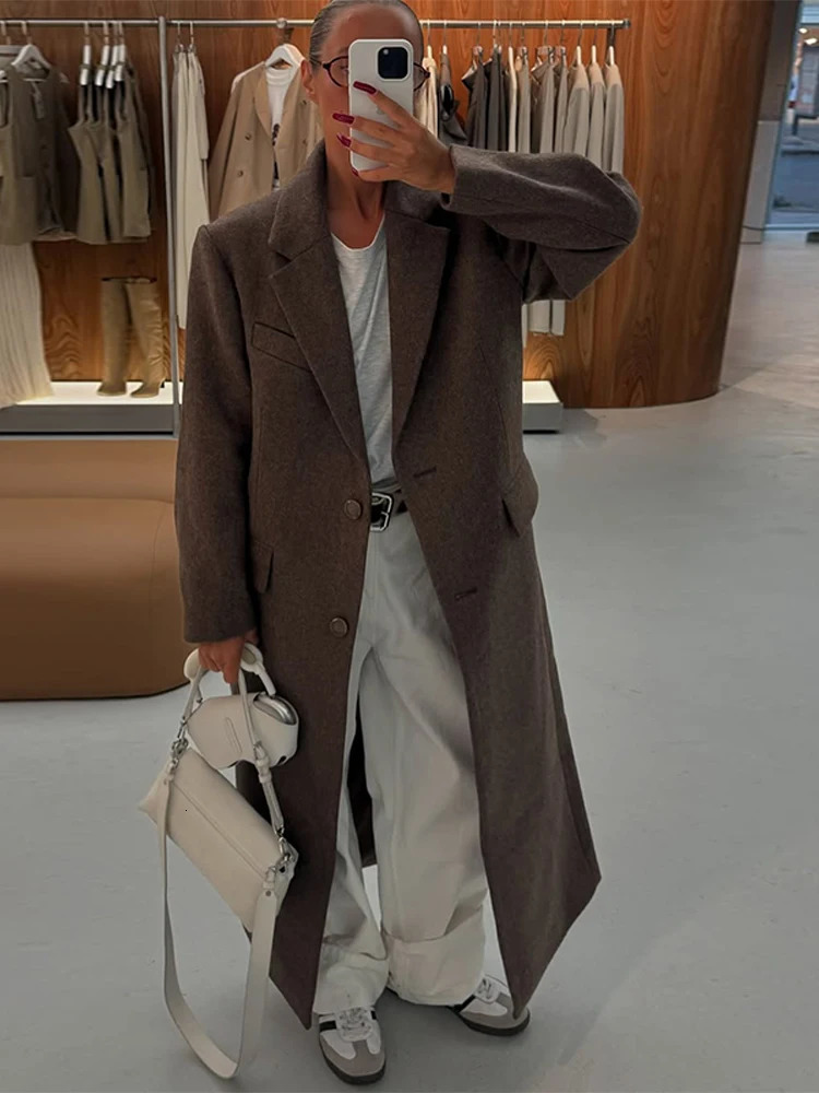 Elegant Womens Brown Wool Blend Overcoats Chic Shoulder Pads Singlebreasted Long Sleeve Coats Autumn 2025 Outerwears 251028
