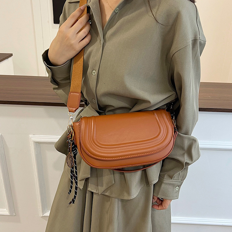Leisure Commuting Shoulder Bag Cross-border New Fashion Trend Simple Luxury Bag Designer Bag European And American High-end Women's Multifunction