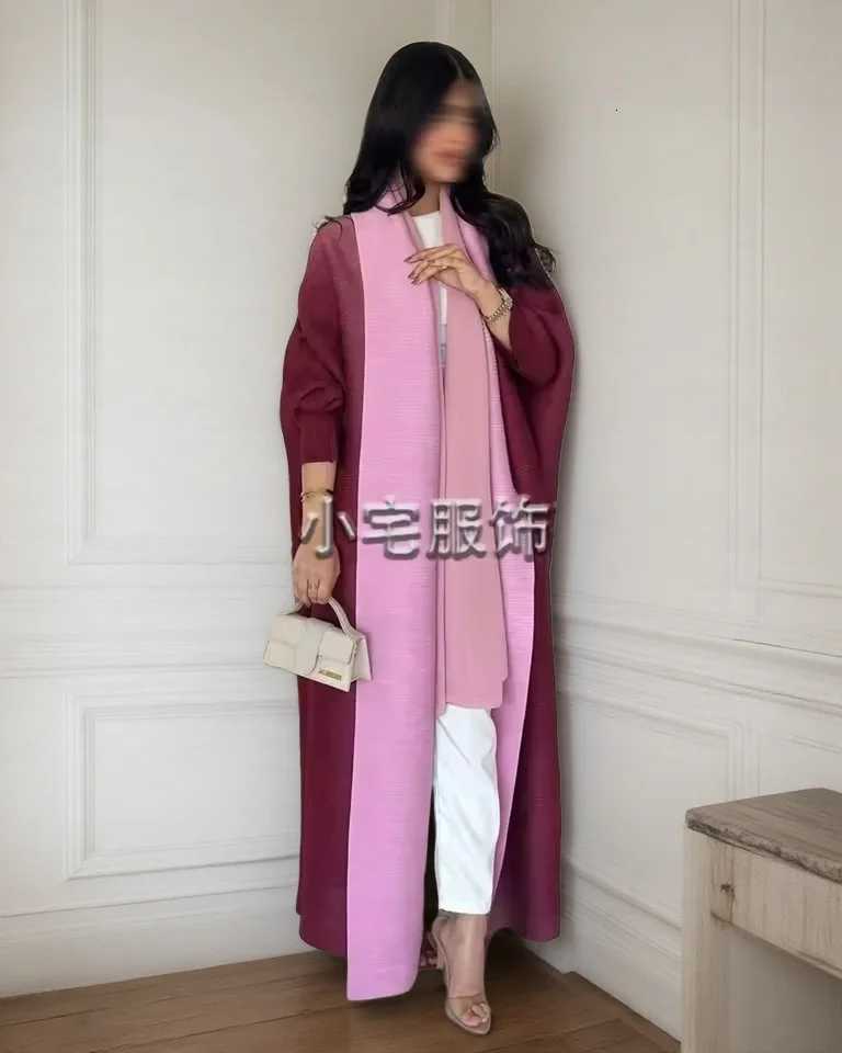 Womens Fold Miyake Pleated Abaya Long Sleeve Print Foldable Collar Robe Cardigan Coat New Winter Fashion Design 2024 X251016