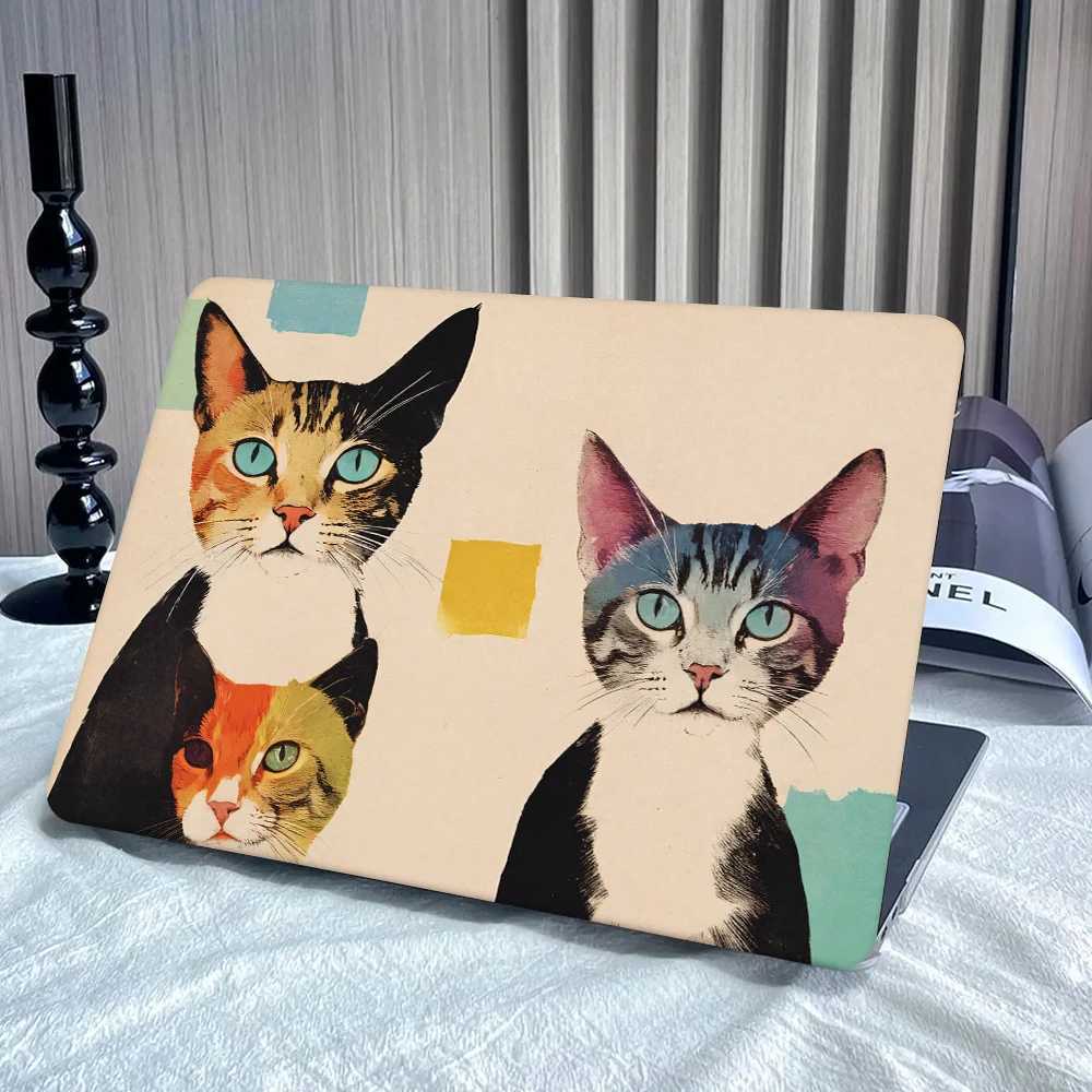 Cat Family Print Hard Case For MacBook M4 Pro 14 16 2023 M2 2022 Air 13 A2681 A2337 M1 2020 A2179 A1932 Air 13 A1466 Air15 A2941W251015