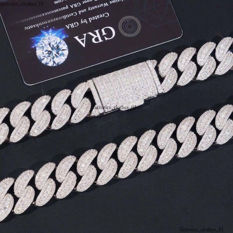 Mens Solid Heavy Iced Out Maimi Hip Hop 18mm Sier VVS Moissanite Cuban Link Chain