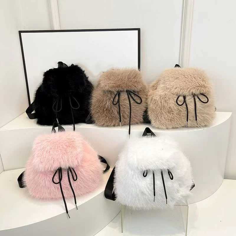 Plush Backpack Women Small Cute Drawstring Fluffy Bag Solid Color Soft Knapsack Winter Warm Faux Fur Shoulder BackpackT251016