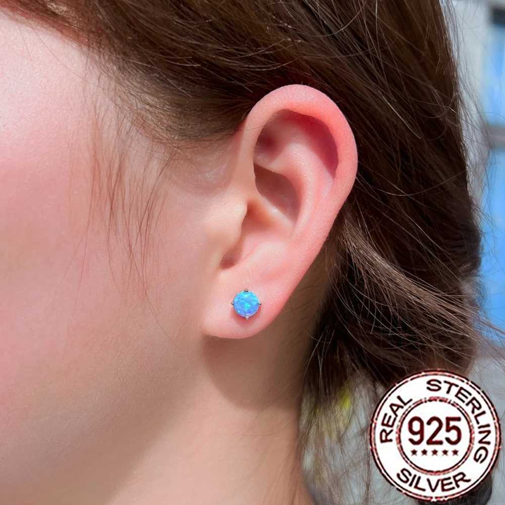 QooLady 925 Sterling Silver Fashion Mystical Blue Opal Round Stud Earrings for Women Fine Party Daily Jewelry Accessories SE103L251015