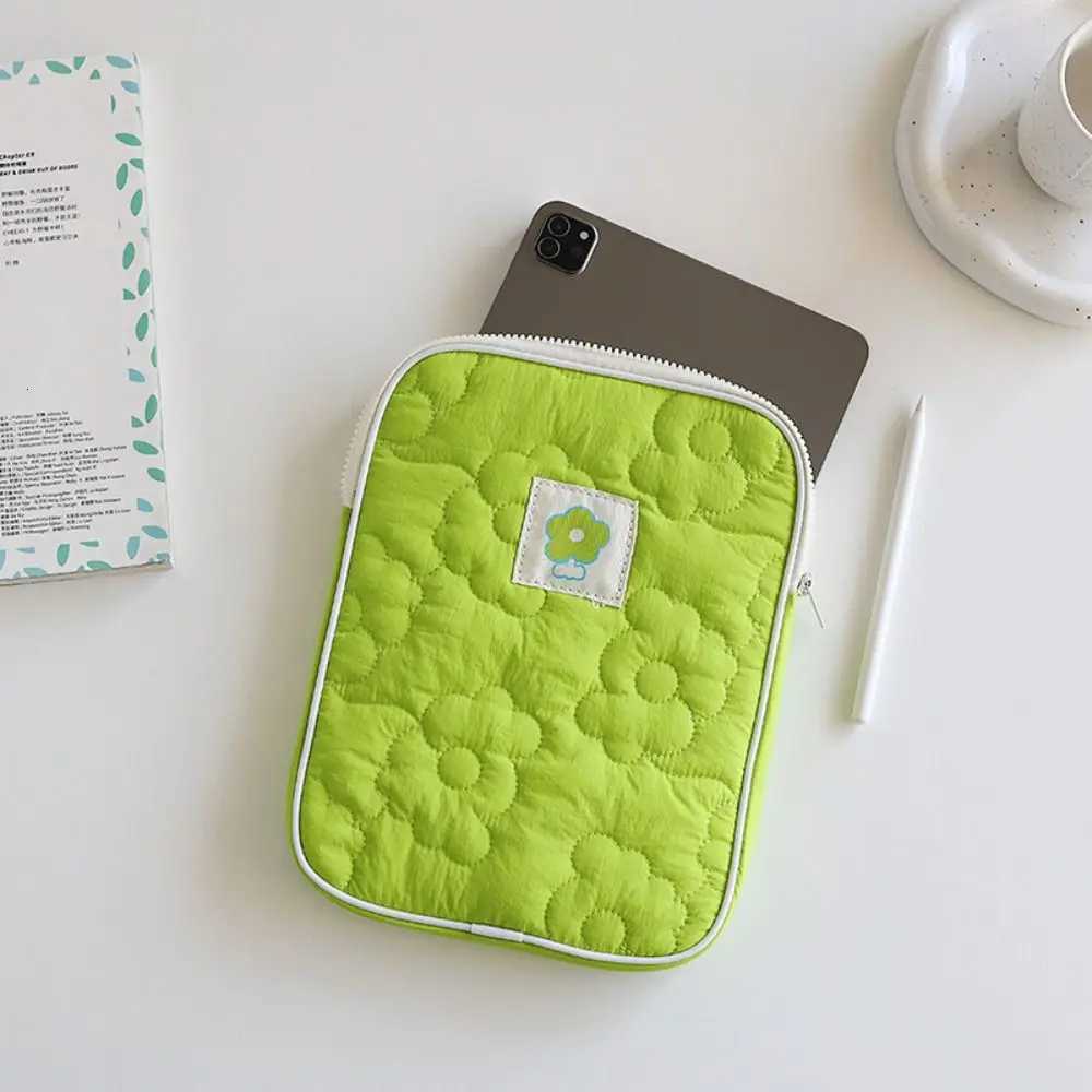 Cute Flower Laptop Sleeve Case Shockproof Large Capacity Notebook Cover Ultra Thin Fashion Laptop BagW251015