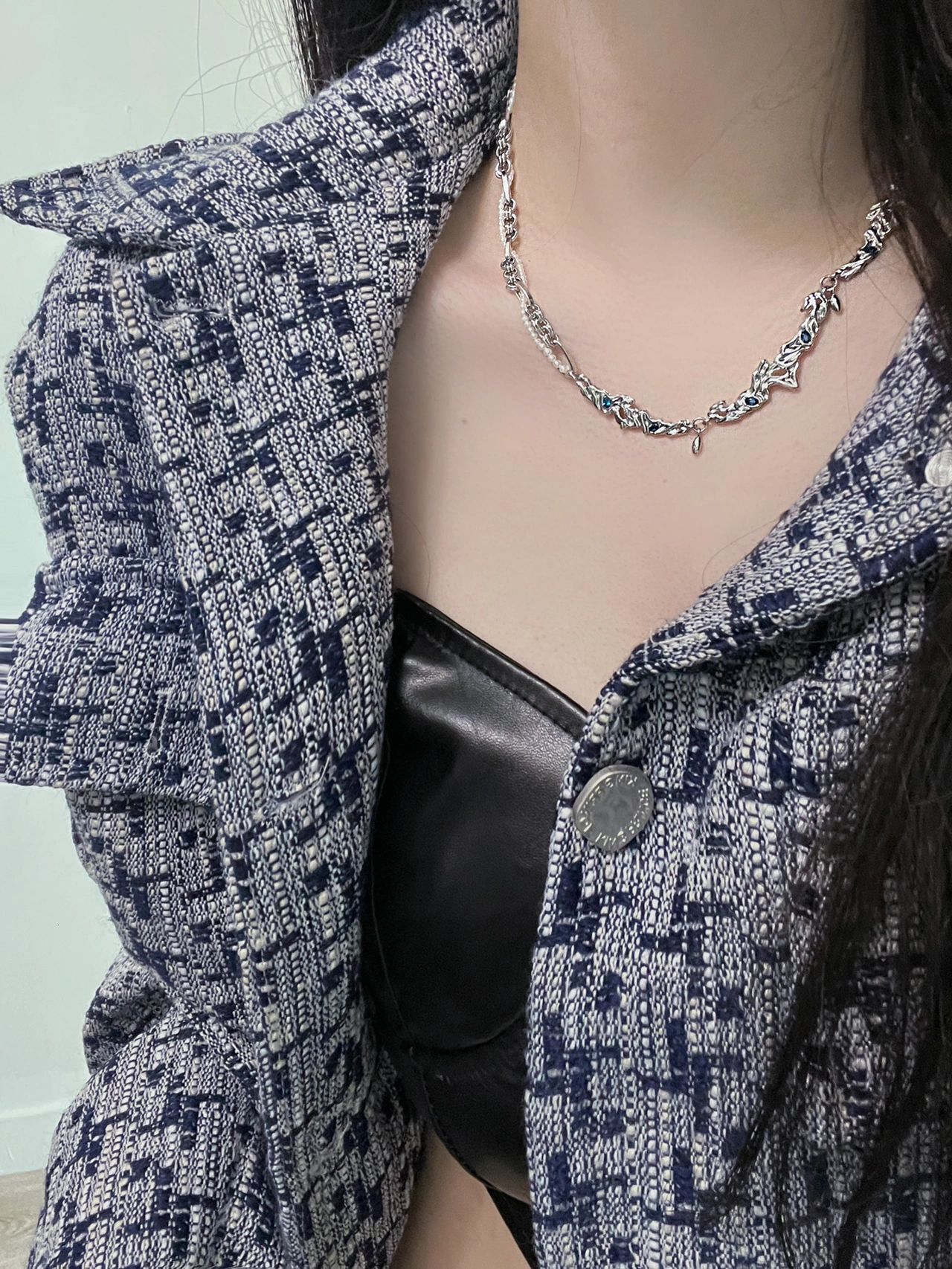 2025 Autumn/Winter New Top Checkered Women's Designer Jacket Autumn Design Niche Korean Edition Loose Multi design functional Young Fashion Winte