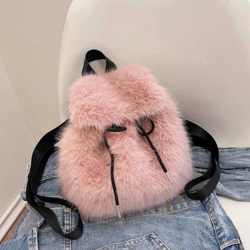 Womens Faux Fur Backpack Large Capacity Drawstring Flap Bag with Magnetic Closure Casual School Travel Bag BackpacksT251016