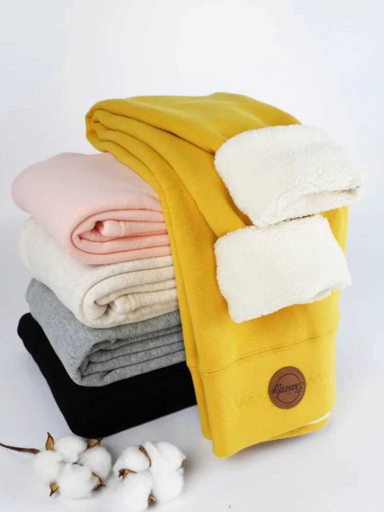 Woman Winter Thermal Leggings Cotton Slim Berber Fleece Thickening Black Leggings Gray High Waisted AutumnWinter Womens PantsT251016