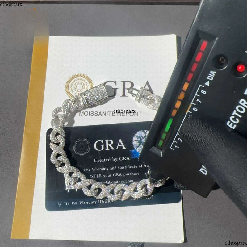 New Arrivals 10mm Width Solid Sier Iced Out Hip Hop Jewelry VVS1Moissanite Dia Franco Cuban Link Infinity Bracelet Men