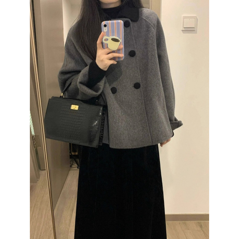design 2025 Autumn/Winter Luxury New Top Grey Shorthair Coat Women's Designer Jacket Autumn/Winter High end Wool Jacket Feels Petite Size Thicken