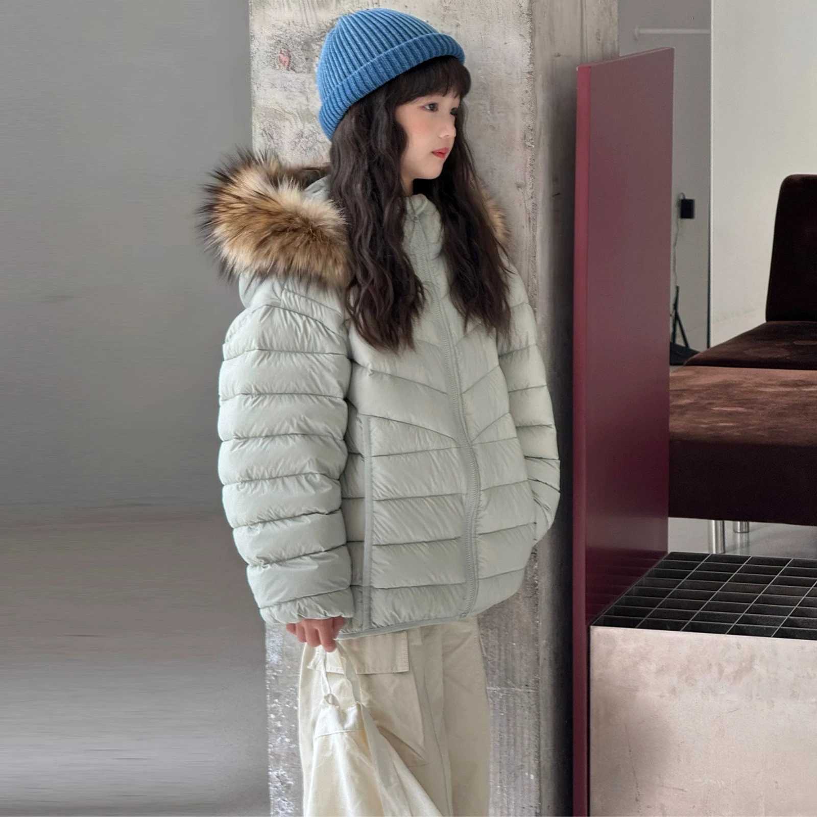 2025 New Childrens Down Jacket Lightweight Hooded Natural Fur Warm White Duck Down Girls Jacket 616 year Boys Coats RM208T251016