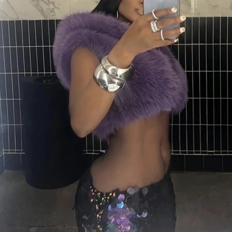 Sexy Faux Fur Hooded Cropped Vest Tops Spice Girl Autumn Winter Fashion Elegant Women Sleeveless Short Vest Jackets 251015