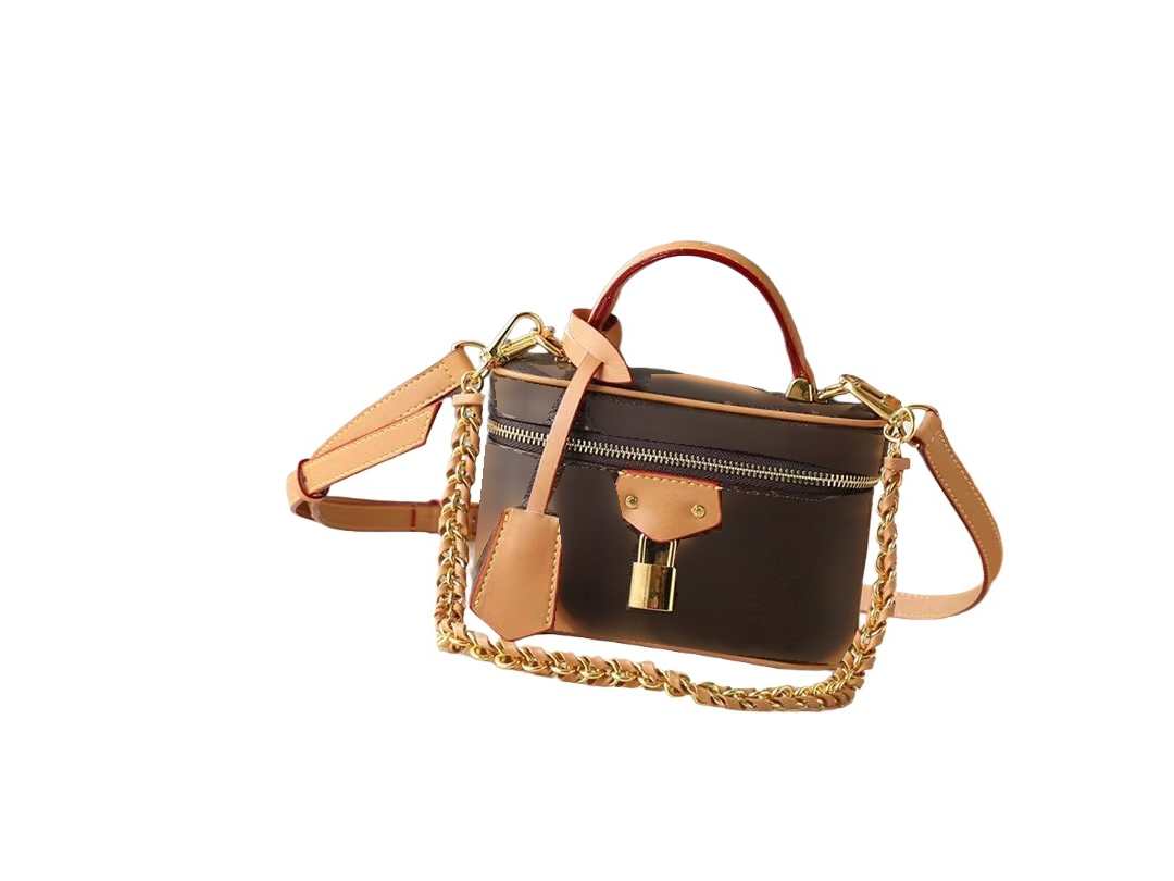 Elegant Lambskin Crossbody Bag with Adjustable Strap - Versatile Chic Accessory