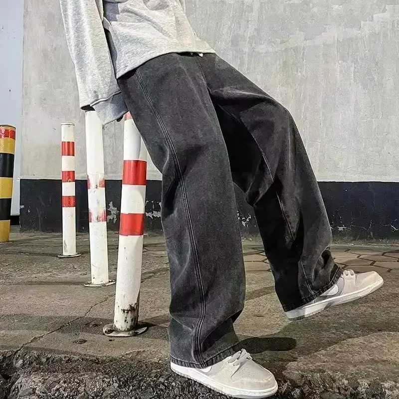 2025 New Streetwear Loose Jeans Men Korean Style Fashion Loose Straight Wide Leg Pants Mens Brand Clothing Black Light Blue J251016