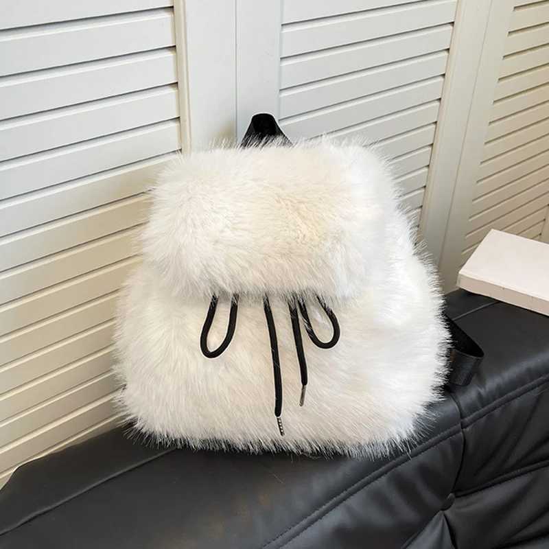 Plush Backpack Women Small Cute Drawstring Fluffy Bag Solid Color Soft Knapsack Winter Warm Faux Fur Shoulder BackpackT251016