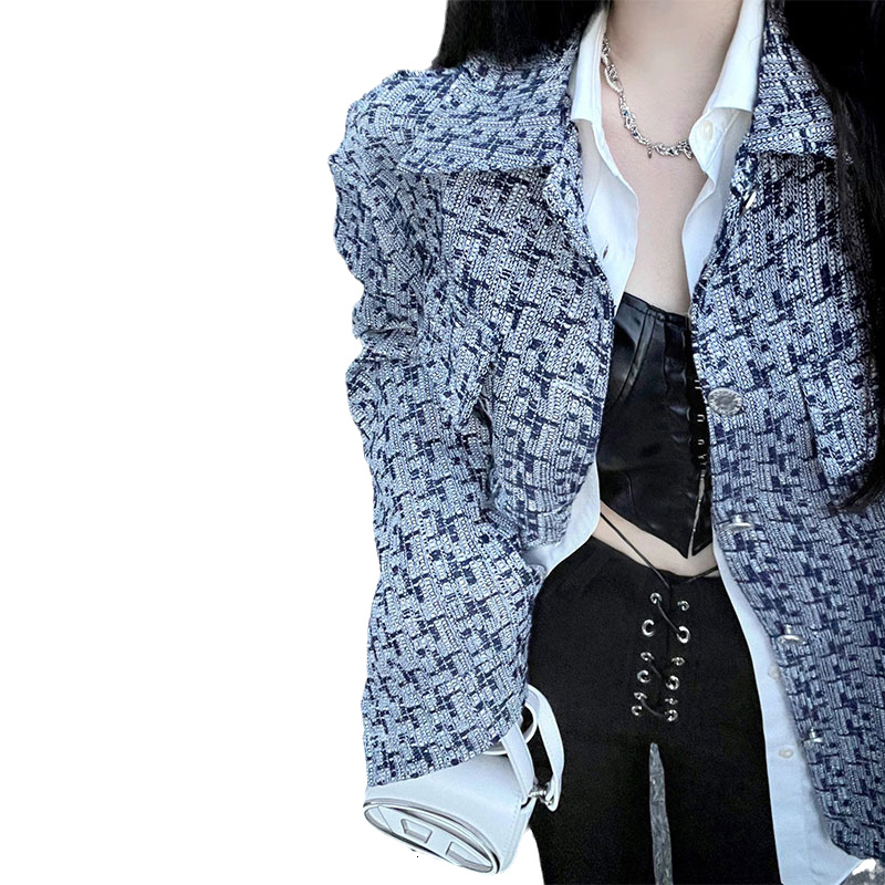 2025 Autumn/Winter New Top Checkered Women's Designer Jacket Autumn Design Niche Korean Edition Loose Multi design functional Young Fashion Winte