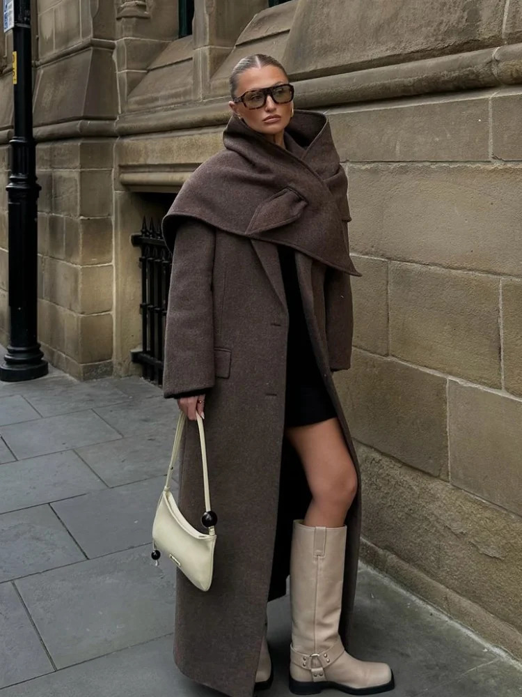 Fashion Shoulder Pad Solid Wool Overcoat Women Elegant Lapel Singlebreasted Long Sleeve Coat 2025 Autumn Lady Outwear 251028