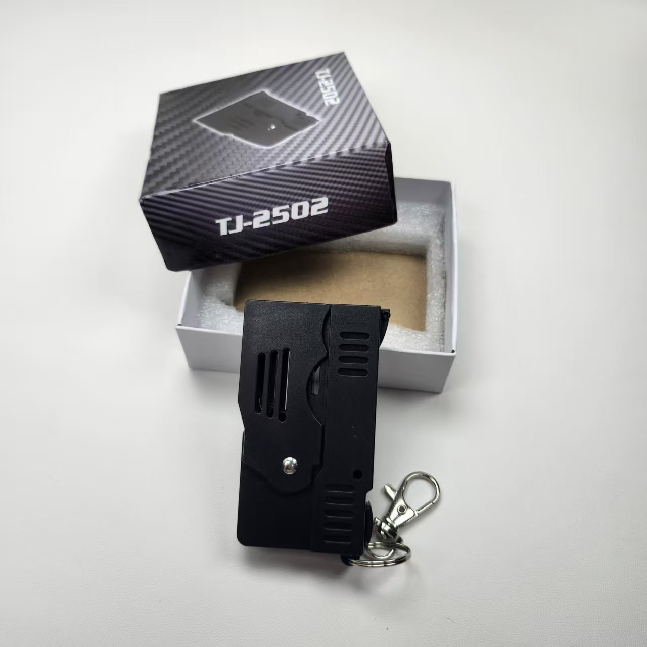 New multi-functional rechargeable outdoor USB charging foldable portable creative flashlight