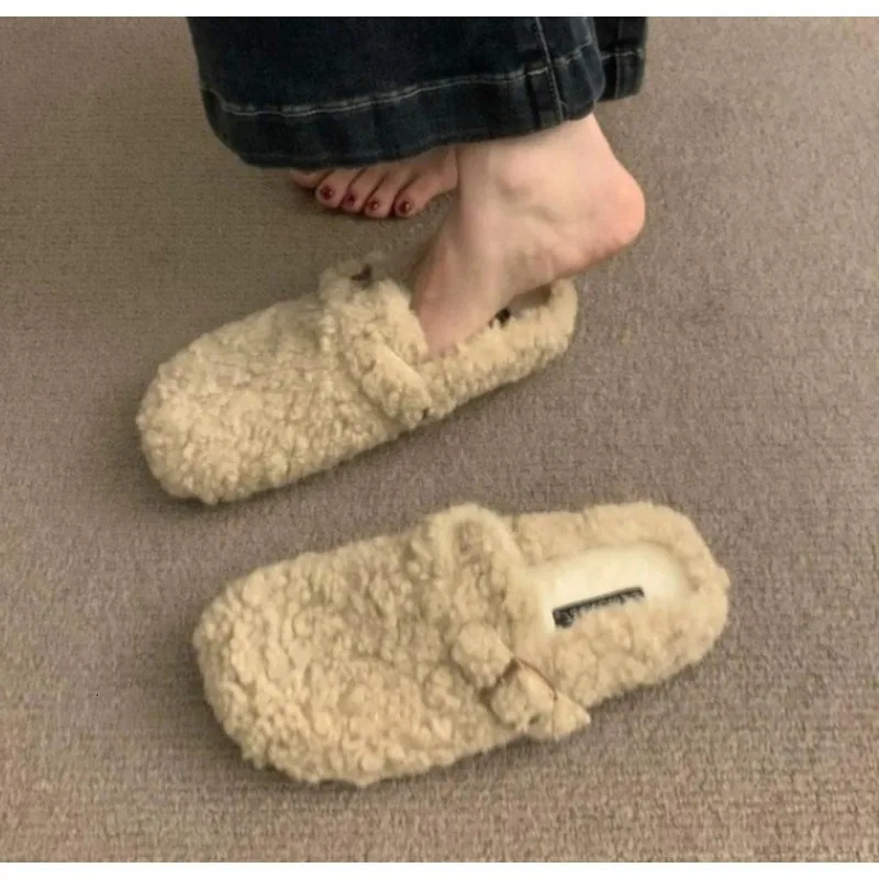 Lambwool Moccasins Femme Winter Cotton Shoes Women Warm Plush Loafers Comfy Curly Sheep Fur Flats Slippers Mules Shoes 251013