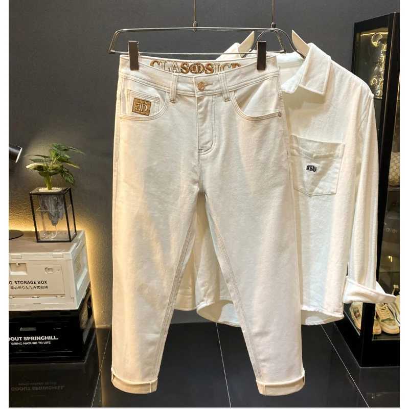 2025 autumn new beige straight leg jeans mens fashionable highend embroidery printed elastic casual long pants J251016