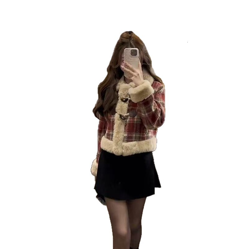 2025 Autumn/Winter fashion New Top Christmas High end Grid Warm Doll Collar Luxury Short Coat Multi functional Designer Jacket Cotton Jacket