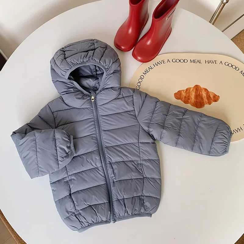 2025 Kids Down Parkas Girls Boys Winter Jacket Childrens Light Hooded Down Coat Solid Color Chidlren Winter Clothes Kids JacketT251016