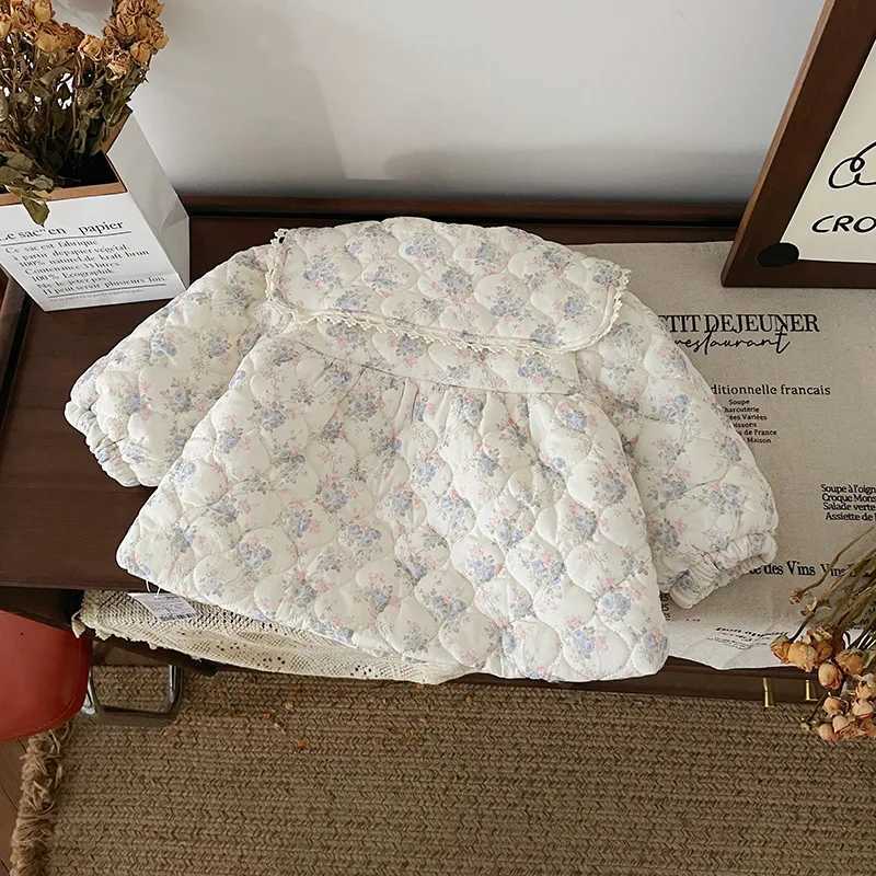 UNITIM Winter Childrens Girls Velvet Jacket Sweet Floral Warm Cotton Padded Lace Lapel Baby Girls Coat Kids Girls ParkasT251016