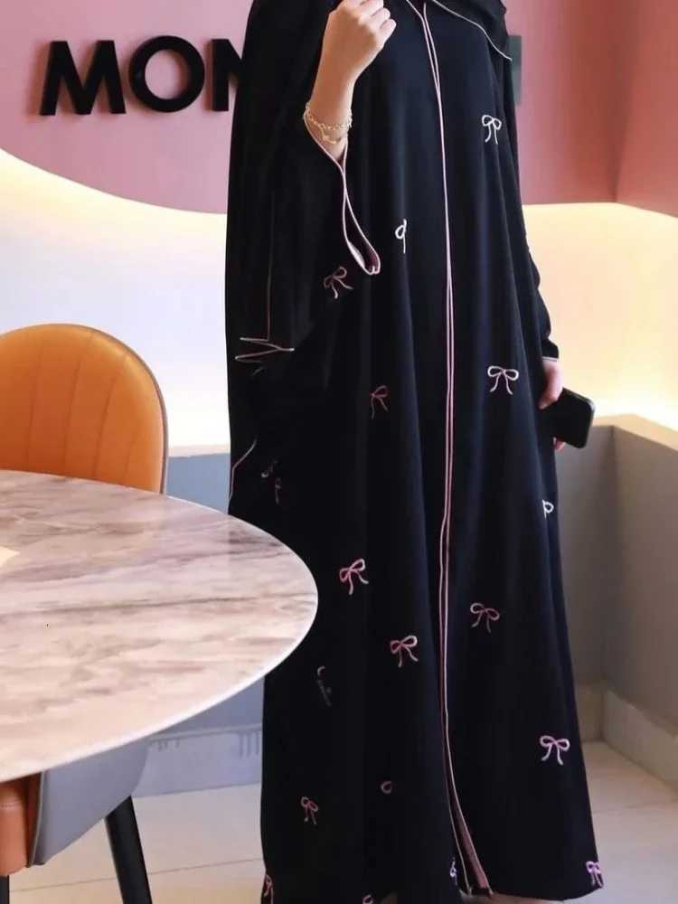 Eid Muslim Women Party Dresses Jalabiya Bow Embroidery Ramadan Morocco Vestidos Dubai Open Abayas Kaftan Islam Cardigan Robe X251016