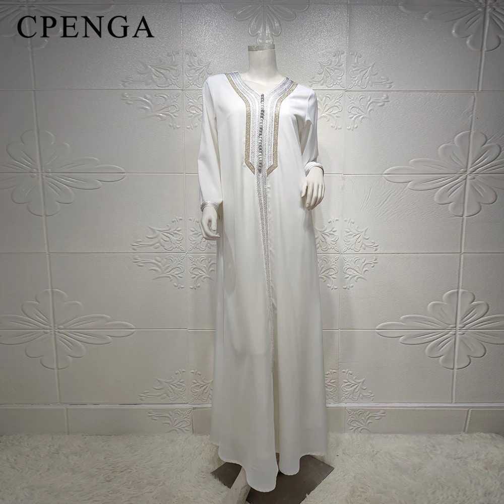 White Kaftan Luxury Dubai Abaya Turkey Muslim Dress Islam Abayas Dresses for Women Robe Djellaba Caftan Ensemble Femme Musulmane X2510161