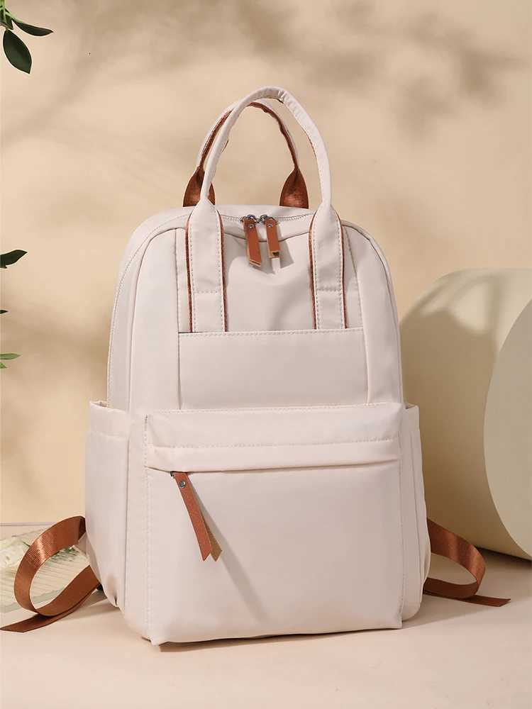 Womens Faionable Lightweight Travel Bapa 2024 New Sle Simple Design School Bag Office Commuting Cuter BagT251016